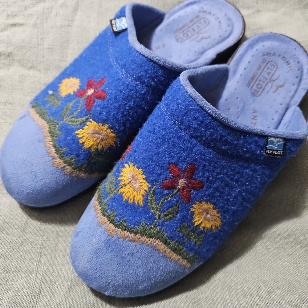 Flyflot Italian‎ Comfort Women's Cloth Slipper Shoe Embroidered 9.5 Flowers Blue
